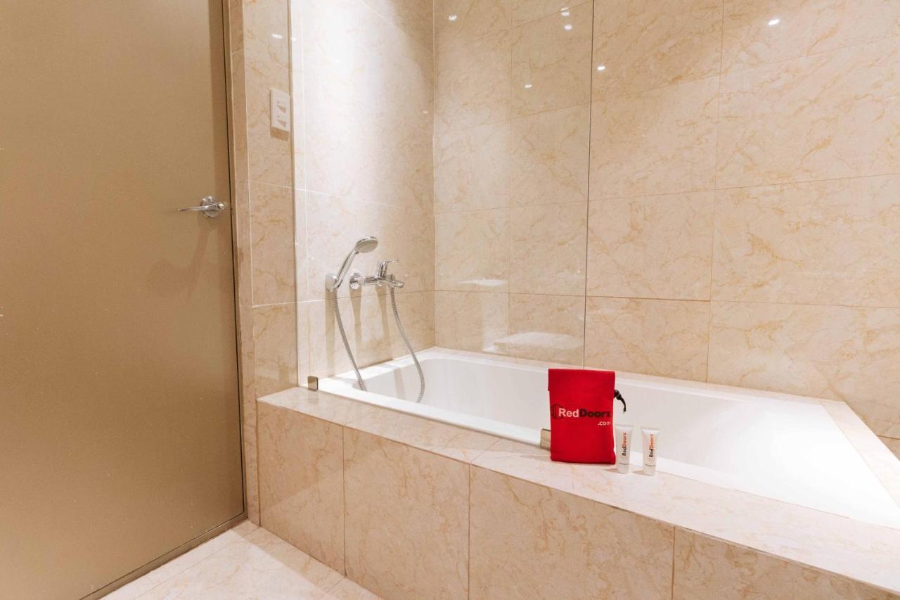 Reddoorz Premium @ South Triangle Ciudad Quezon Exterior foto